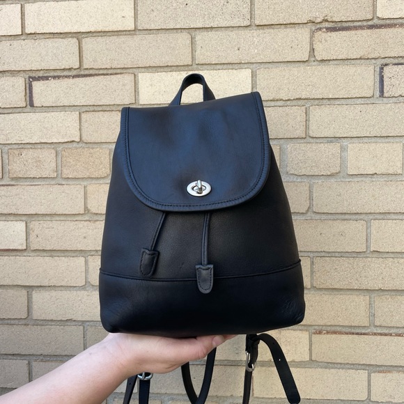 Vintage Coach 9791 Black Leather Backpack The Daypack Style Rucksack Drawstring. - Picture 15 of 16